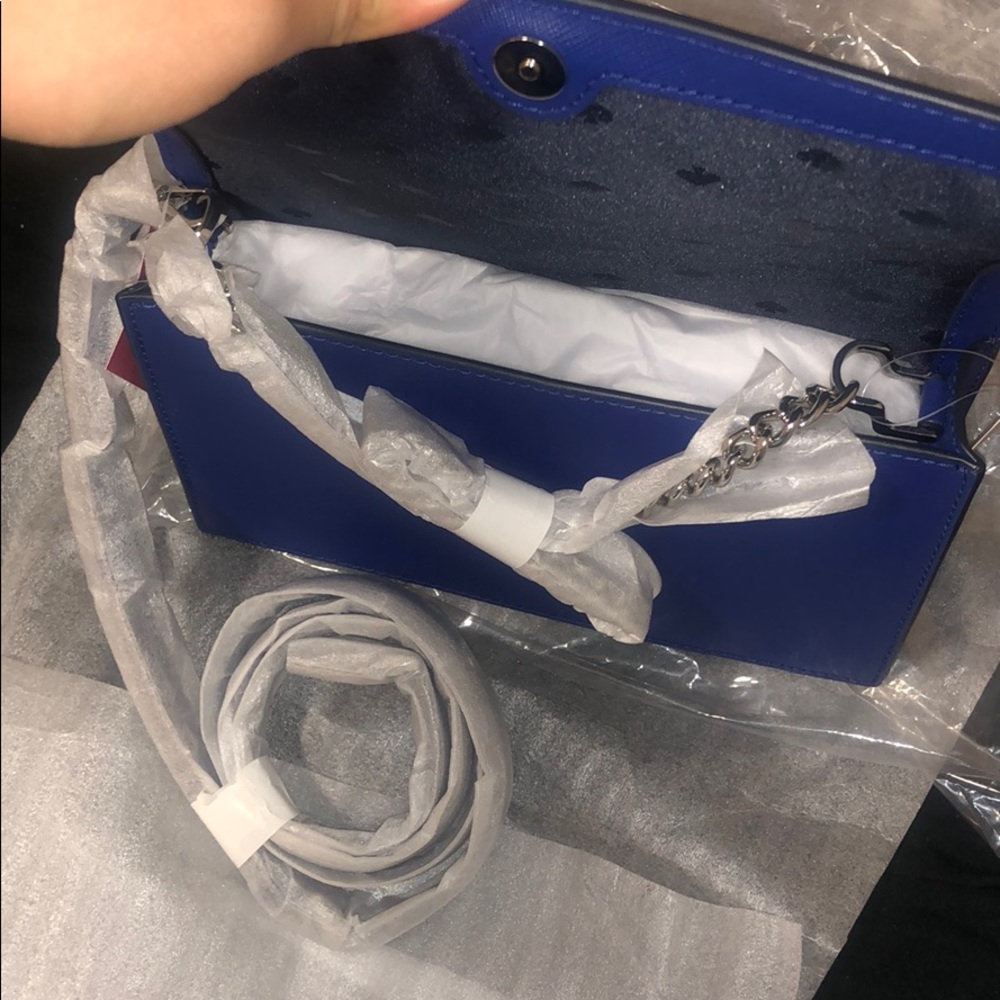 Brand new Kate Spade crossbody + chain, with tags. - Picture 3 of 4